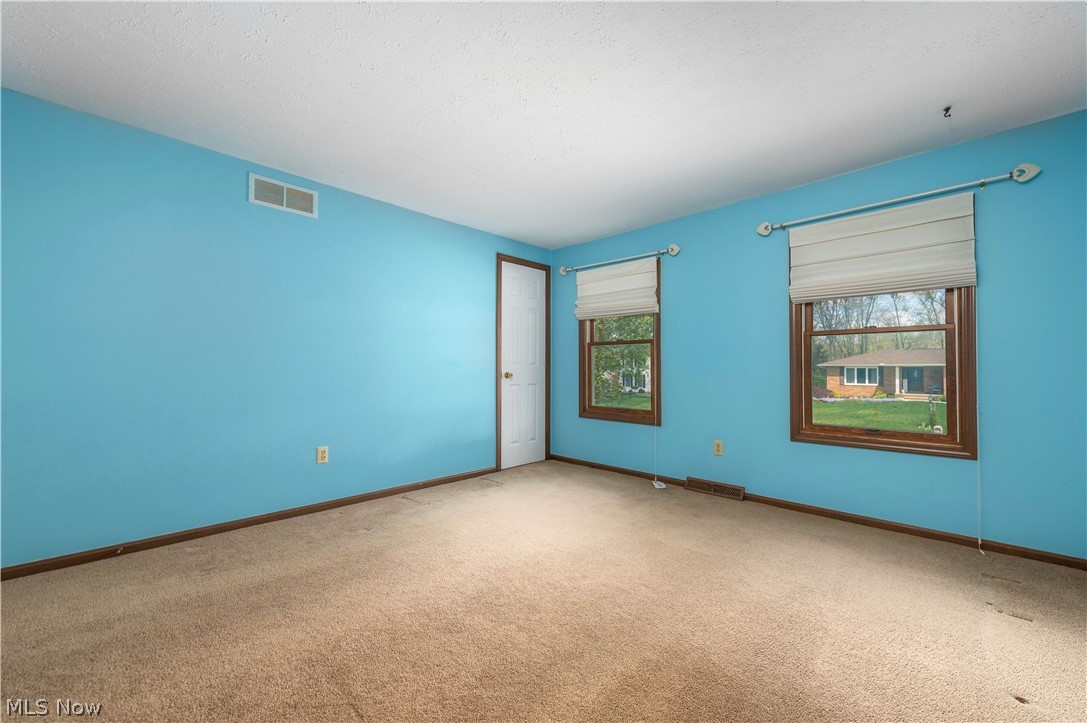 16225 Lake Forest Drive Strongsville OH 44136