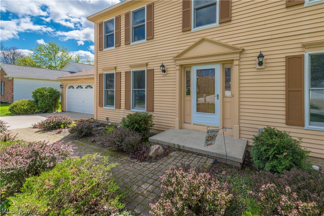 16225 Lake Forest Drive Strongsville OH 44136