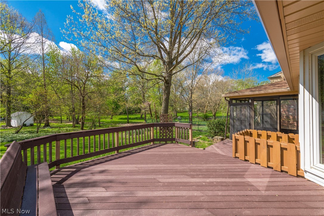 16225 Lake Forest Drive Strongsville OH 44136
