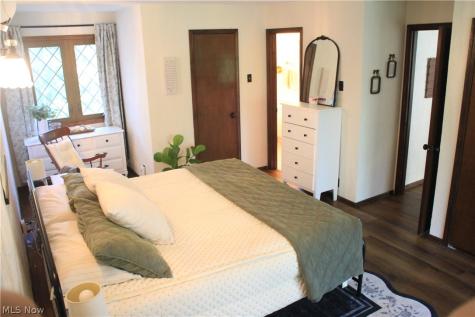42820 Dellefield Road Elyria OH 44035