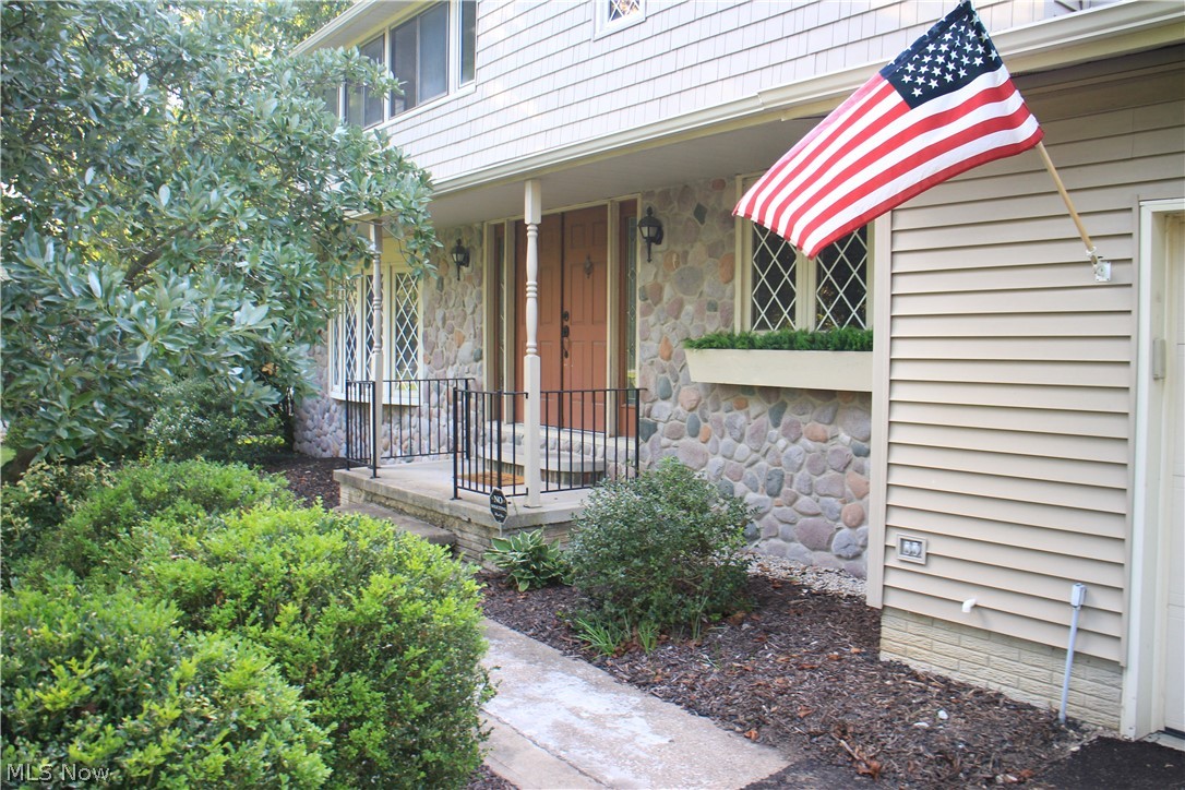 42820 Dellefield Road Elyria OH 44035