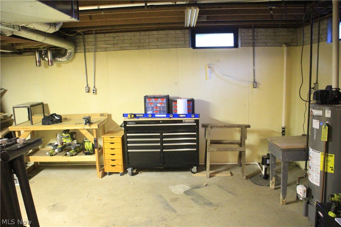 42820 Dellefield Road Elyria OH 44035
