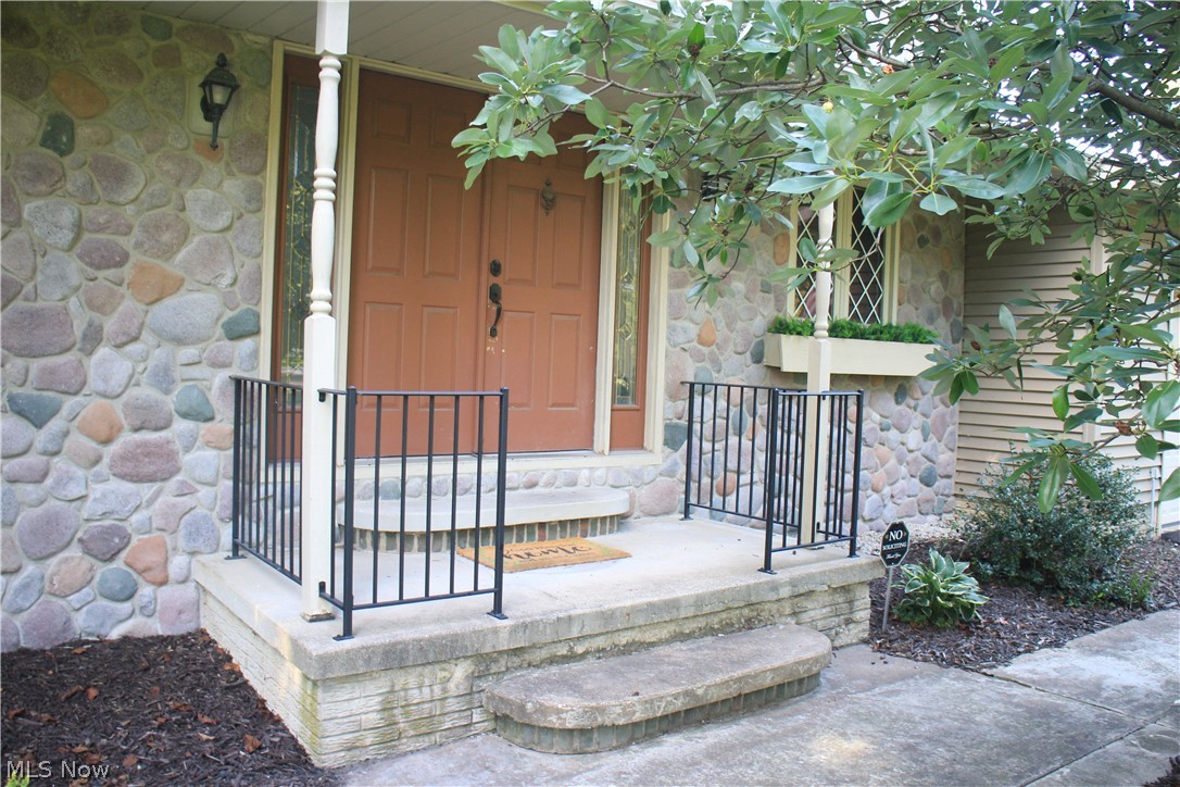 42820 Dellefield Road Elyria OH 44035