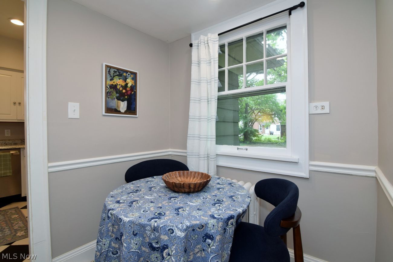 3180 Chadbourne Road Shaker Heights OH 44120