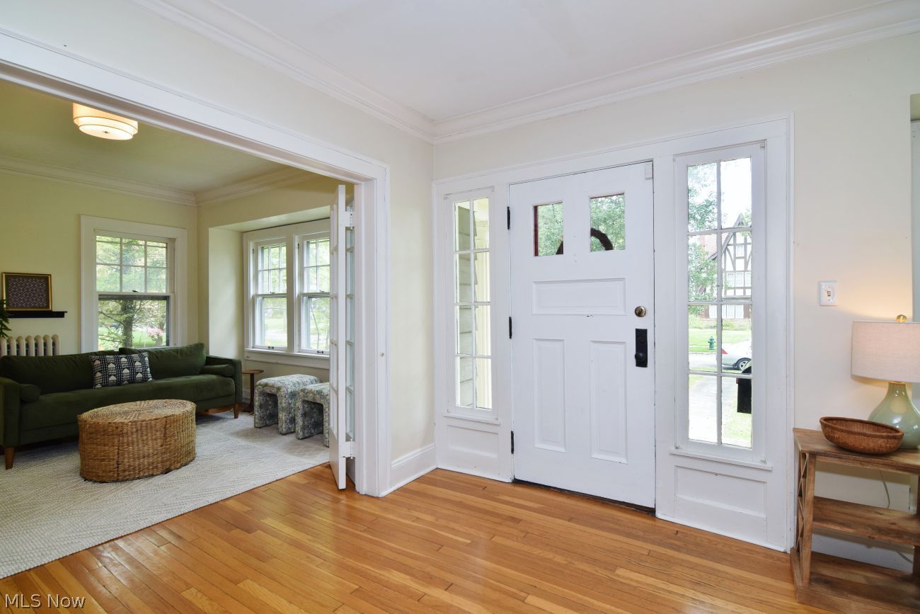 3180 Chadbourne Road Shaker Heights OH 44120