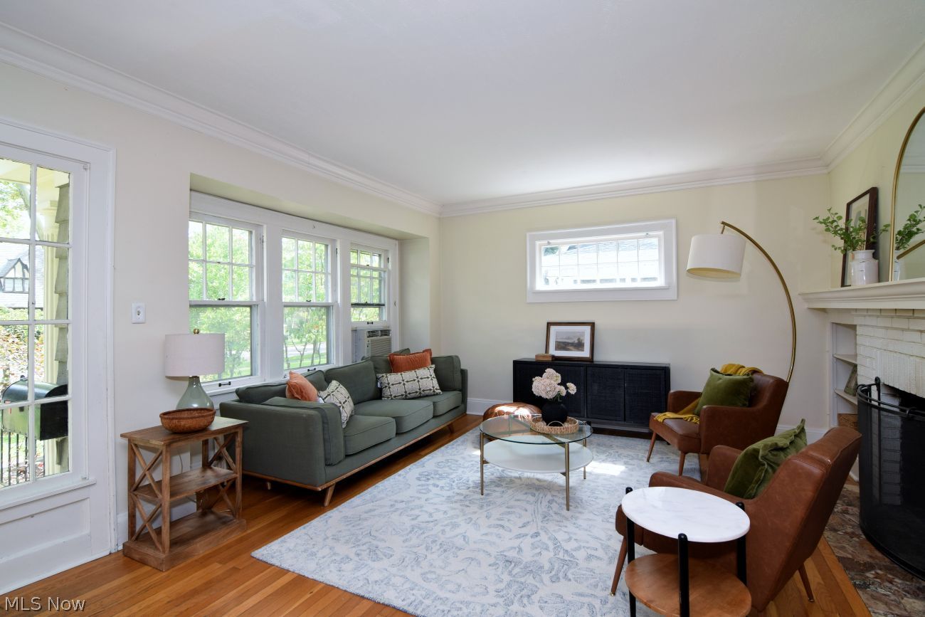 3180 Chadbourne Road Shaker Heights OH 44120
