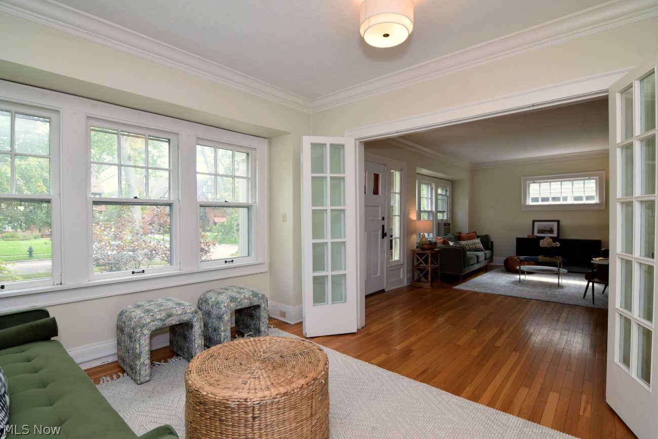 3180 Chadbourne Road Shaker Heights OH 44120