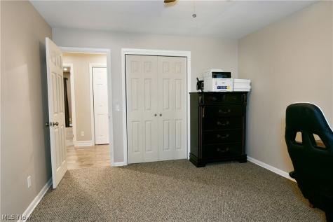 5430 Lou Ida Boulevard Youngstown OH 44515