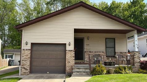 10101 Manoa Avenue Brooklyn OH 44144