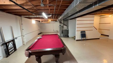 10101 Manoa Avenue Brooklyn OH 44144