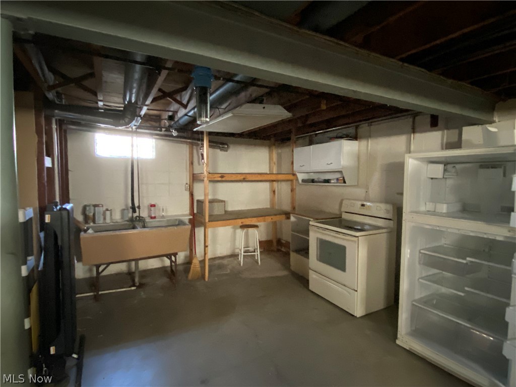 1750 Basil Avenue Poland OH 44514