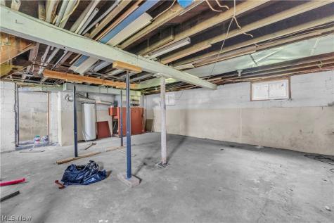 317 Illinois Avenue Lorain OH 44052