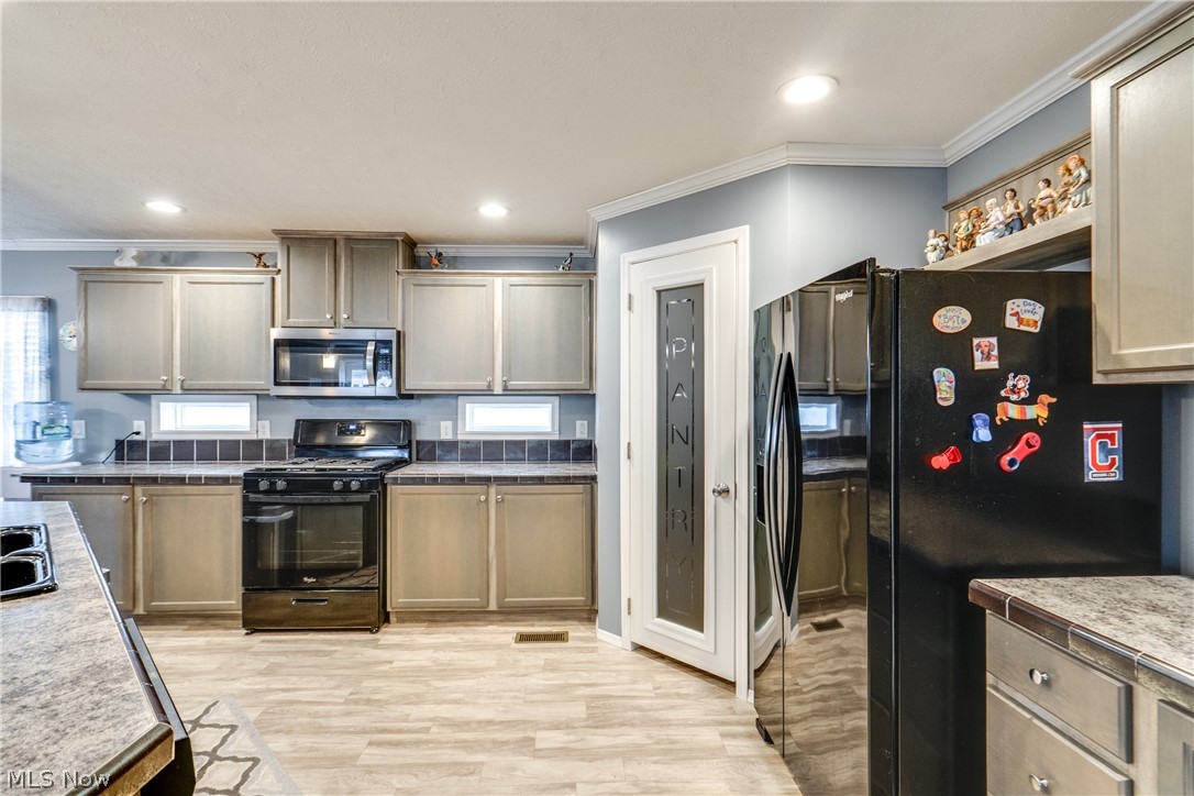 5109 Redbud Drive SW Navarre OH 44662