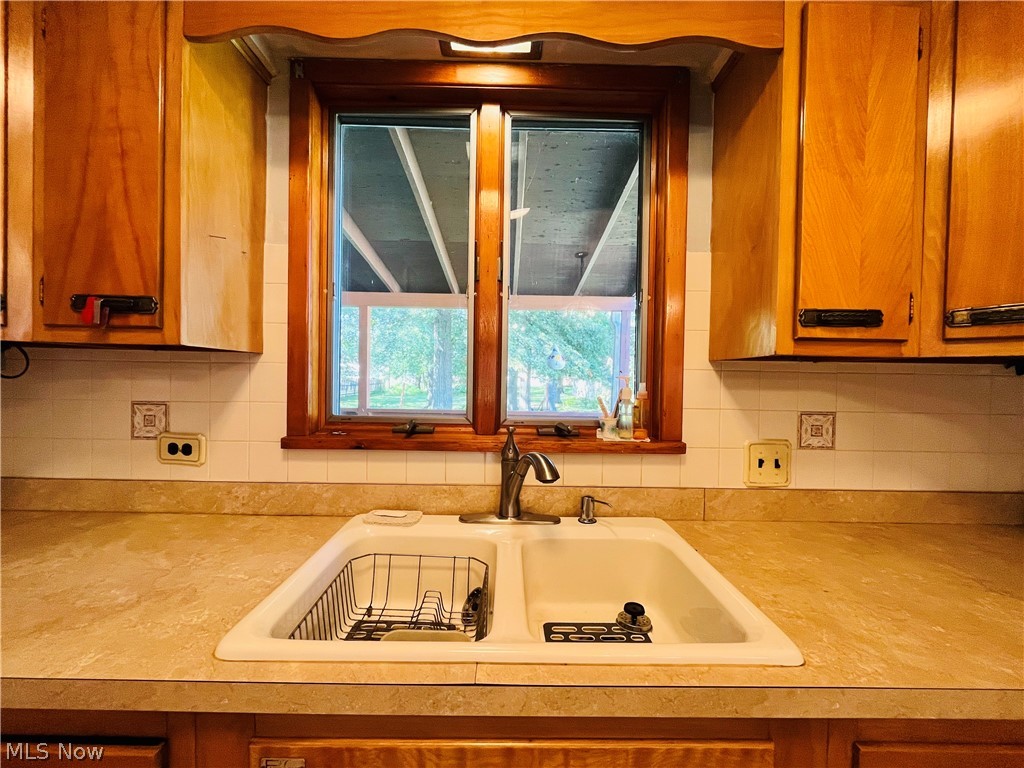 2317 W 11th Street Ashtabula OH 44004