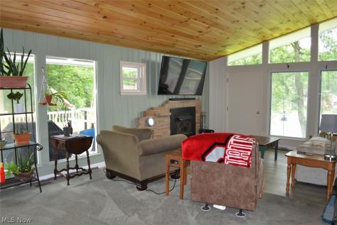 1532 St Route 60 Ashland OH 44805
