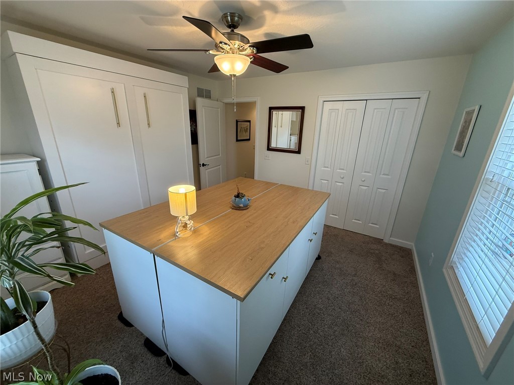 440 Hillcrest Drive NE New Philadelphia OH 44663