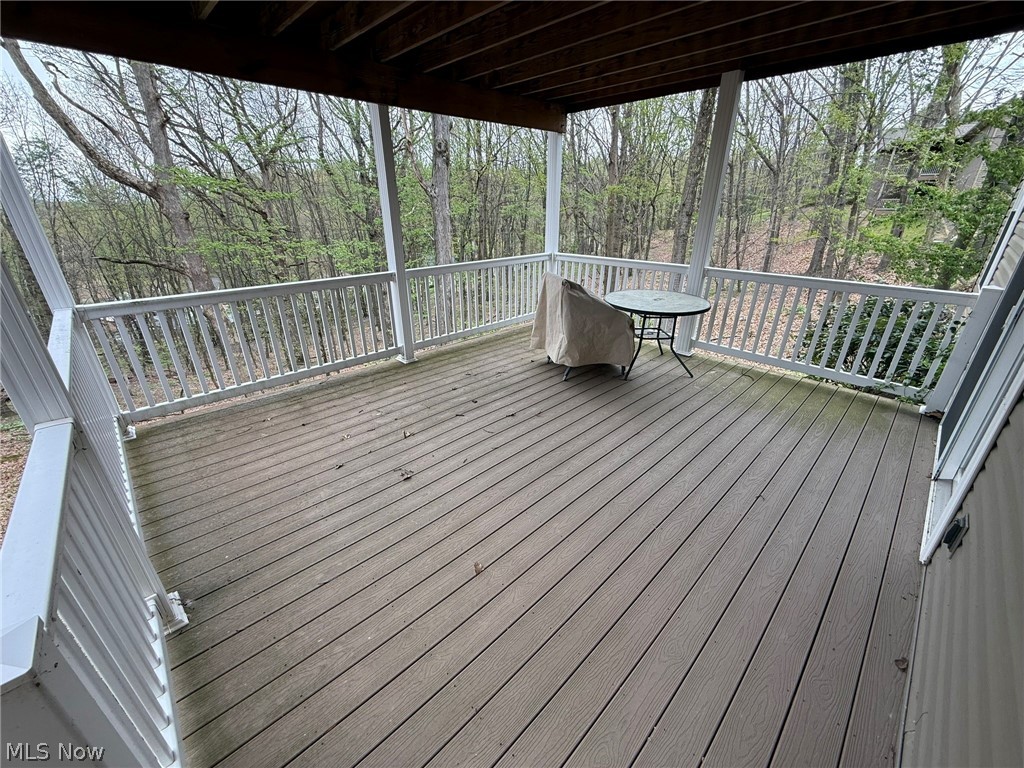 440 Hillcrest Drive NE New Philadelphia OH 44663