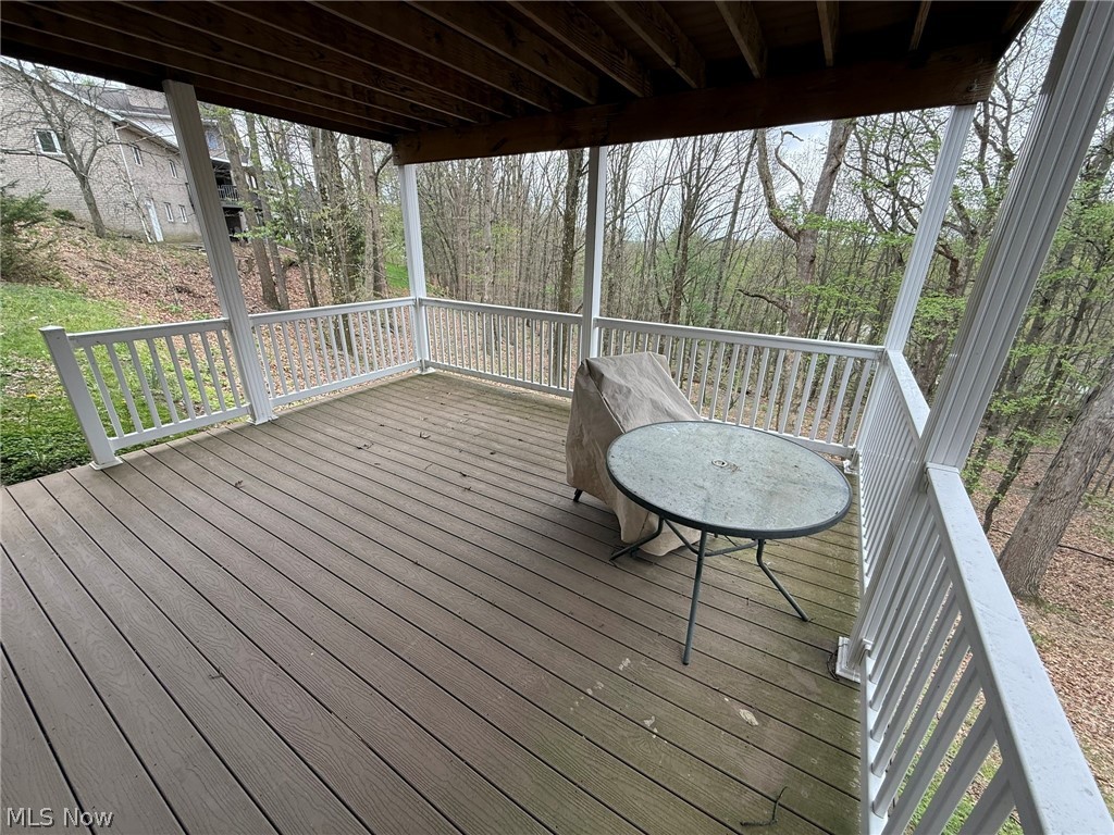 440 Hillcrest Drive NE New Philadelphia OH 44663