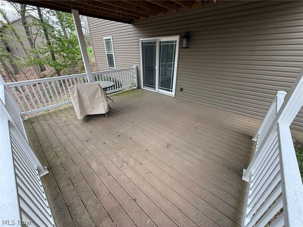 440 Hillcrest Drive NE New Philadelphia OH 44663