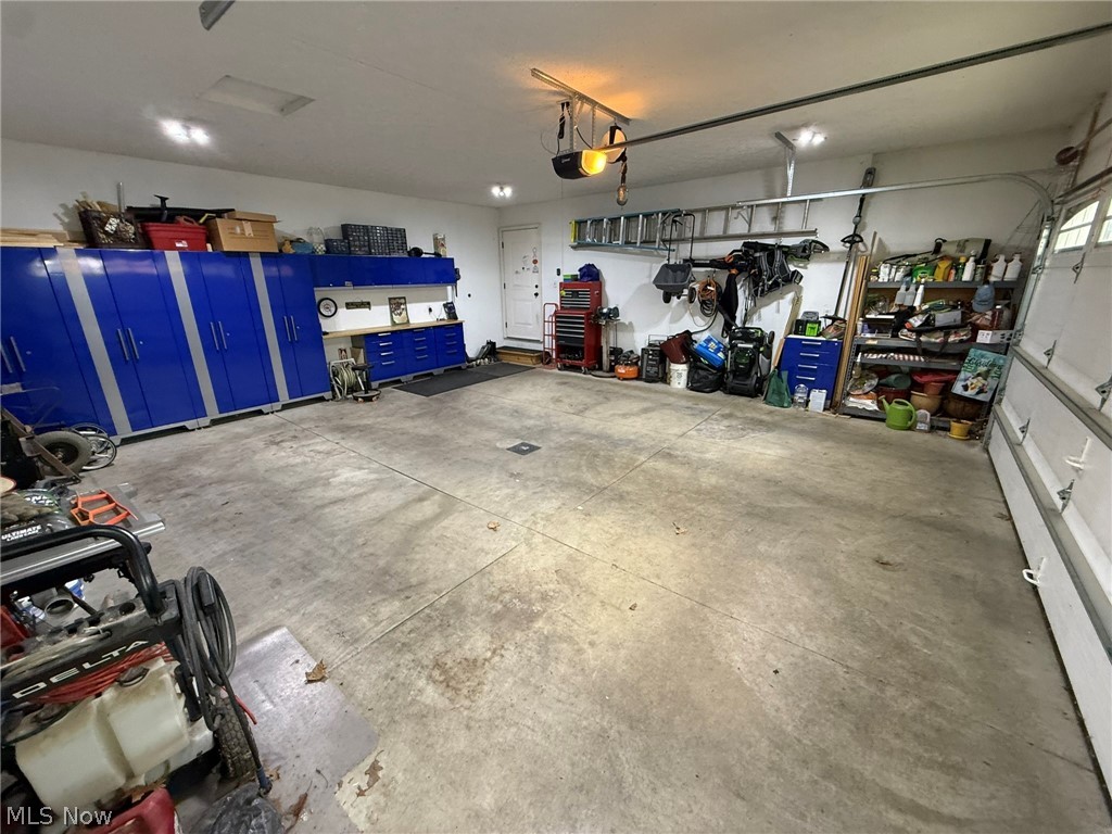 440 Hillcrest Drive NE New Philadelphia OH 44663