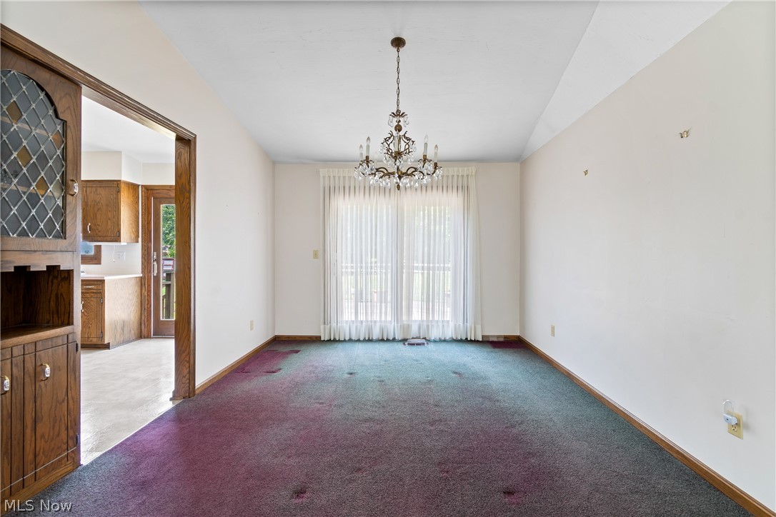 1229 Scenicrest Street NW Uniontown OH 44685