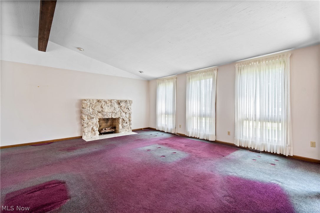 1229 Scenicrest Street NW Uniontown OH 44685