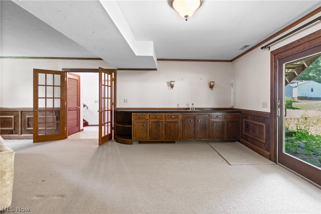 1229 Scenicrest Street NW Uniontown OH 44685