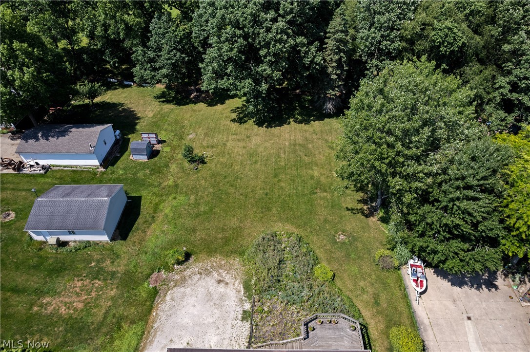 1229 Scenicrest Street NW Uniontown OH 44685
