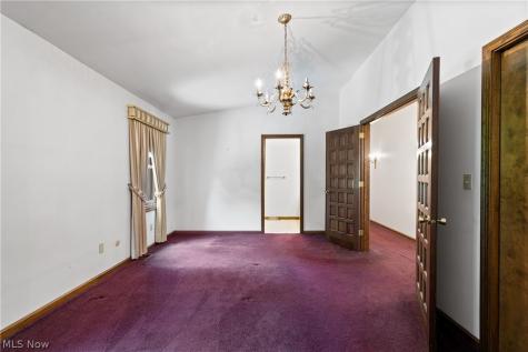 1229 Scenicrest Street NW Uniontown OH 44685