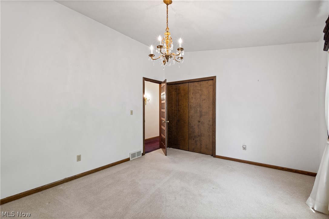 1229 Scenicrest Street NW Uniontown OH 44685