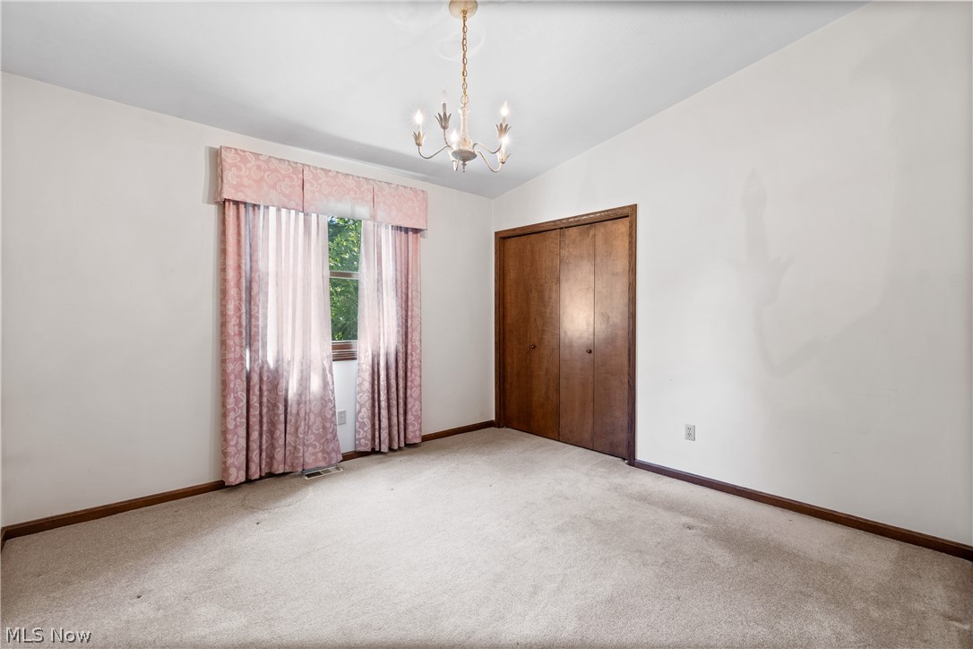 1229 Scenicrest Street NW Uniontown OH 44685