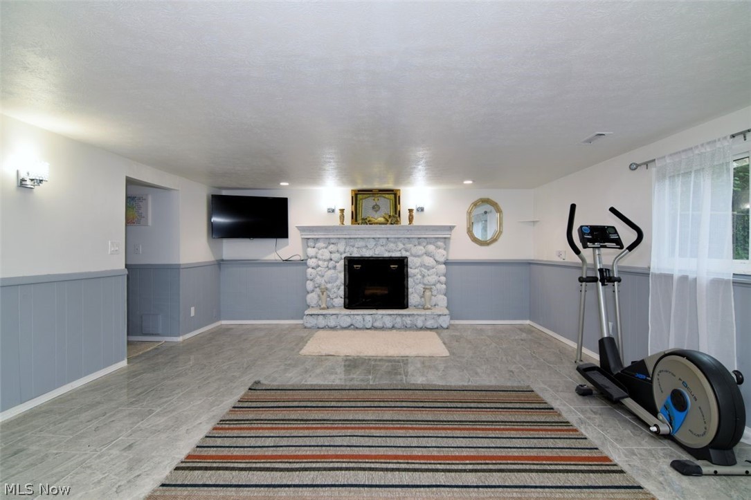 26673 Sudbury Drive North Olmsted OH 44070