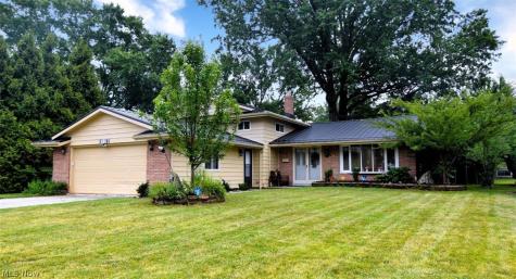 26673 Sudbury Drive North Olmsted OH 44070