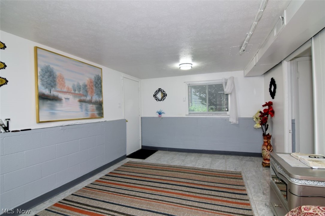 26673 Sudbury Drive North Olmsted OH 44070