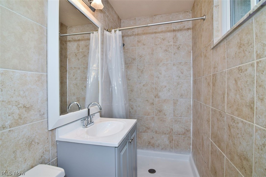26673 Sudbury Drive North Olmsted OH 44070