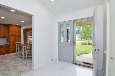 26673 Sudbury Drive North Olmsted OH 44070