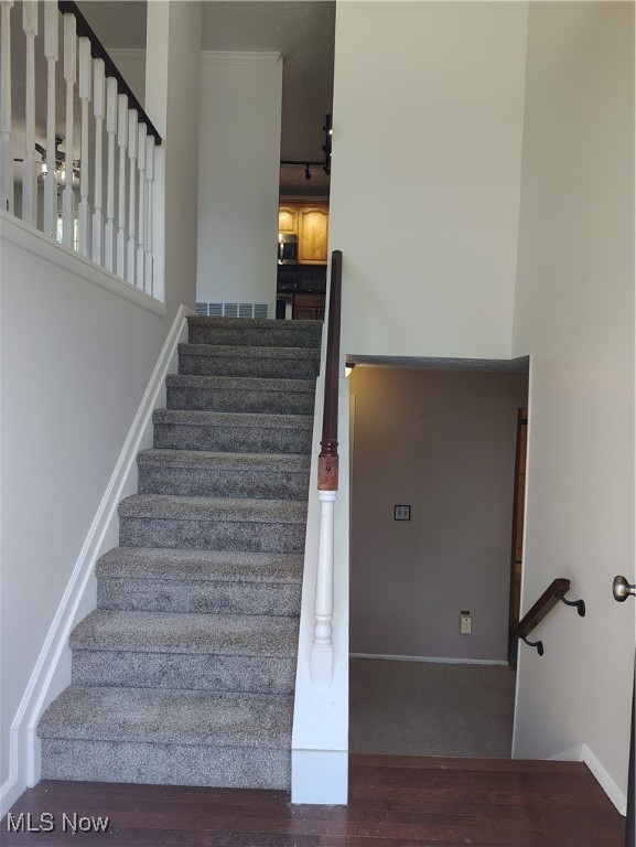 1027 E Smith Road Medina OH 44256