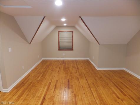 6102 Orchard Grove Avenue Cleveland OH 44144