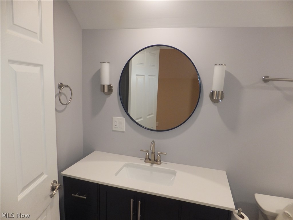 6102 Orchard Grove Avenue Cleveland OH 44144