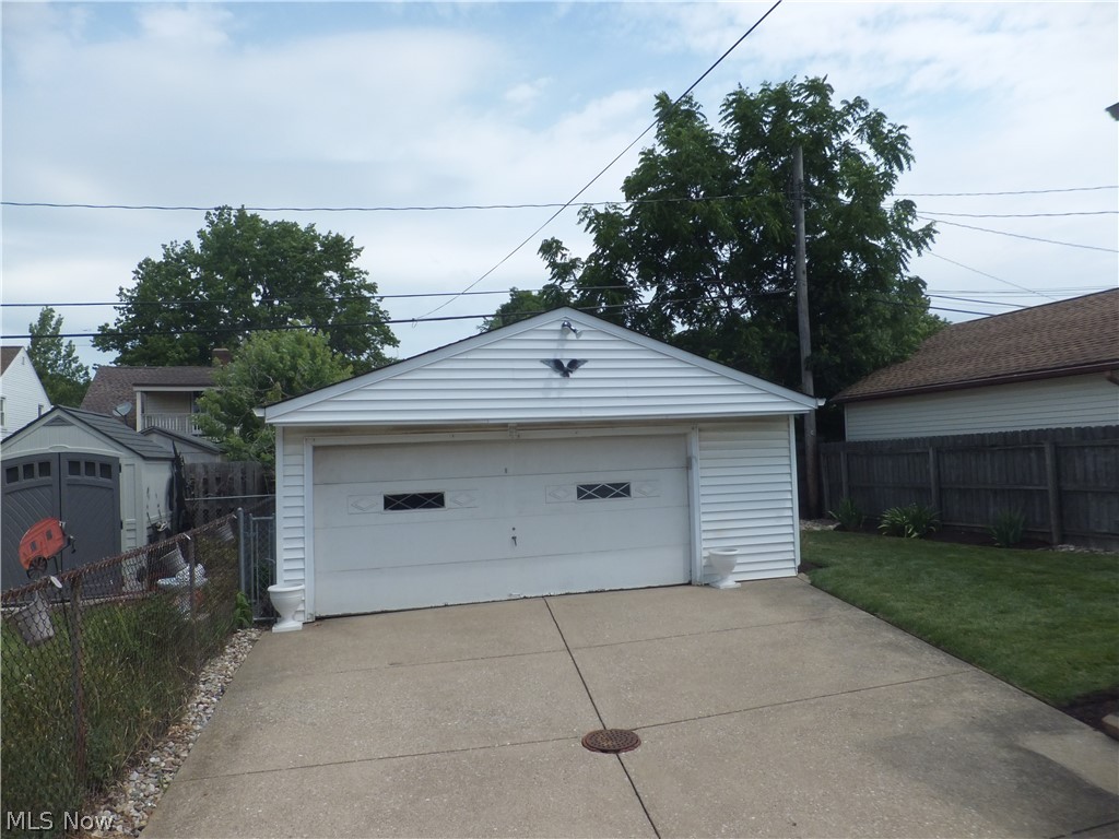 6102 Orchard Grove Avenue Cleveland OH 44144