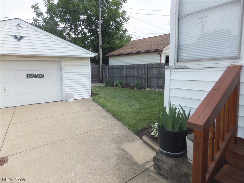 6102 Orchard Grove Avenue Cleveland OH 44144