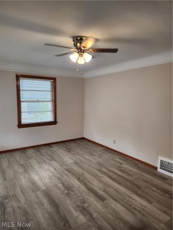 4636 90th Street Garfield Heights OH 44125