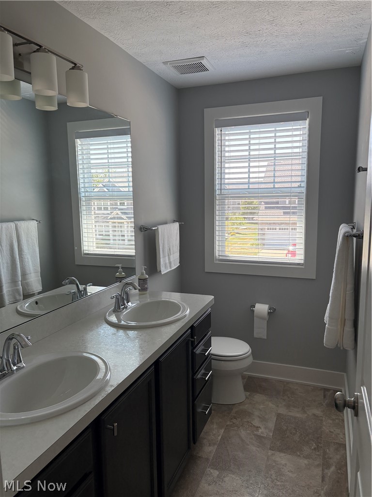 9391 Rockys Court Broadview Heights OH 44147