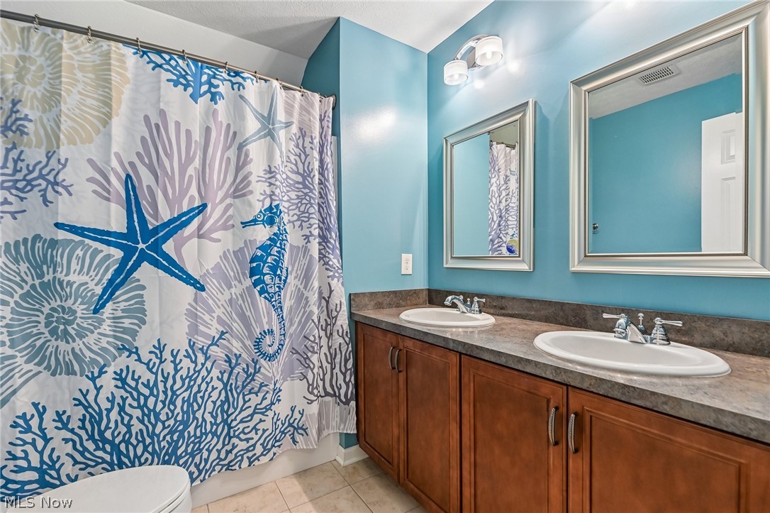 522 Long Cove Avon Lake OH 44012