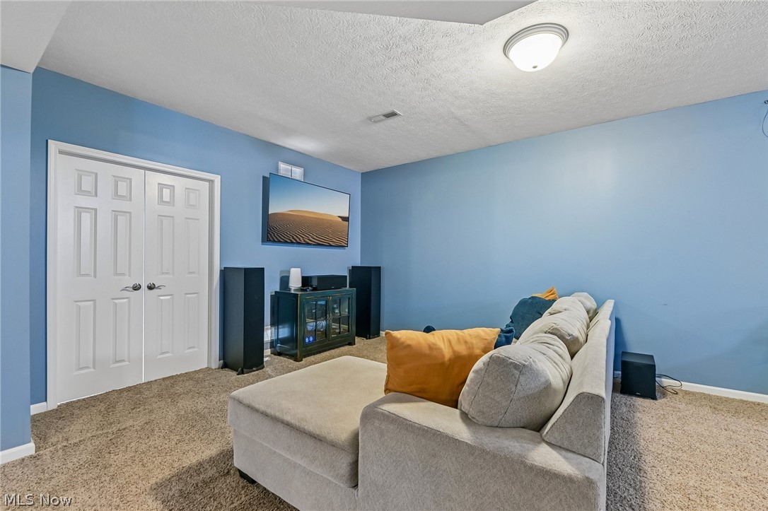 522 Long Cove Avon Lake OH 44012