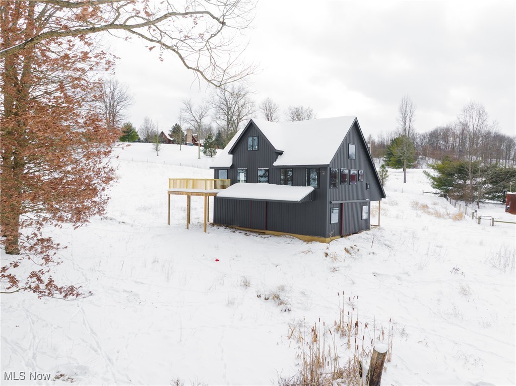 3640 NW Hope Road Magnolia OH 44643