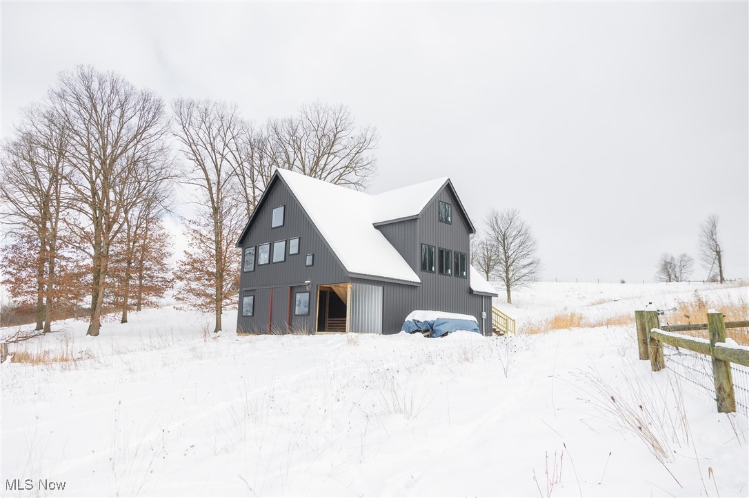 3640 NW Hope Road Magnolia OH 44643