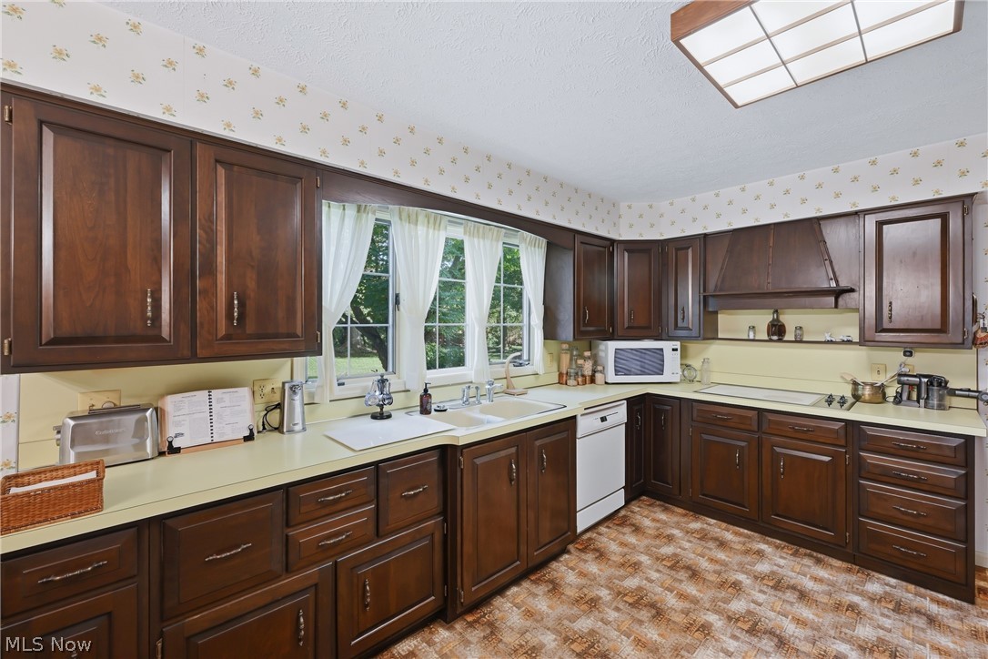 6151 Southern Hills Court Canfield OH 44406