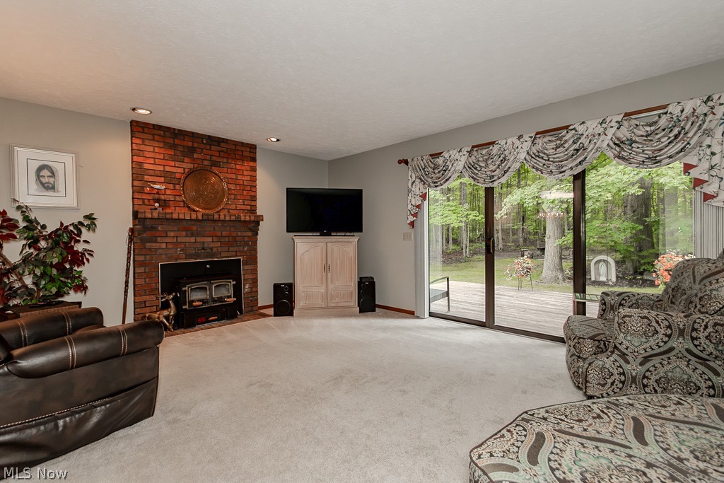 9731 Riverwood Lane Auburn OH 44023