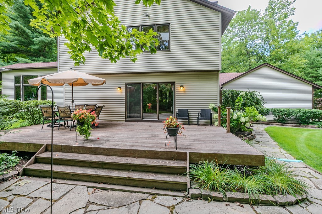 9731 Riverwood Lane Auburn OH 44023